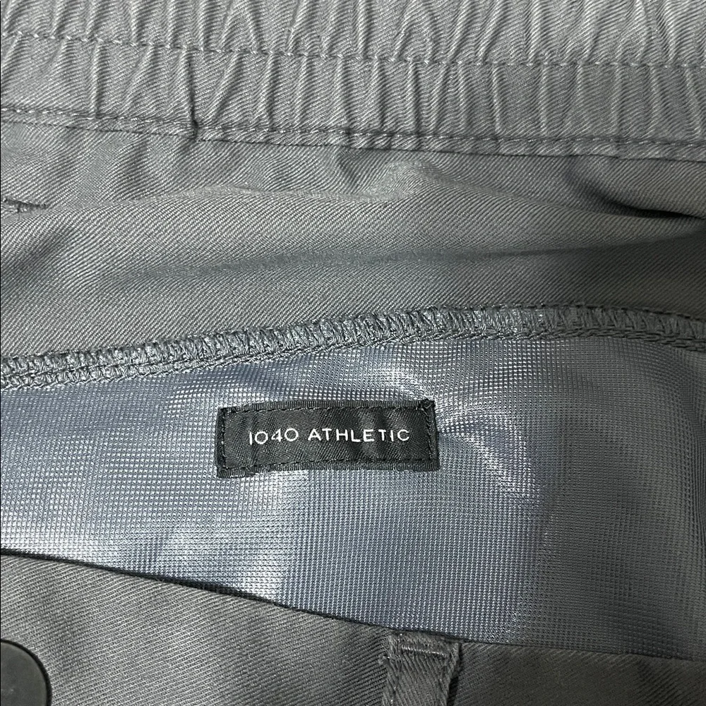 J. Crew 1040 Athletic Fit Performance Pant Sz 32